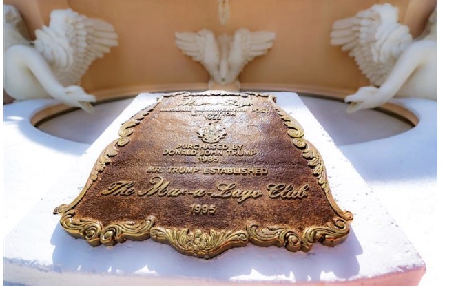 Mar-a-Lago Club plaque
